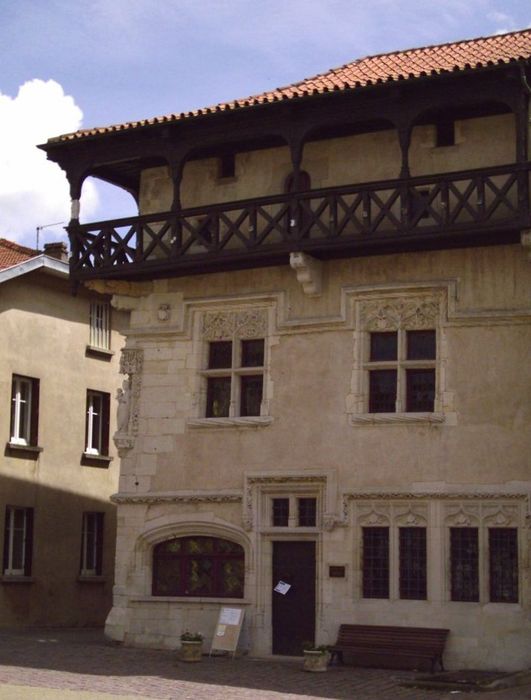 O_Vic_sur_Seille_Hotel_de_la_Monnaie.jpg