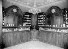 Justin FEREZ       :  Pharmacie Jacques à Nancy